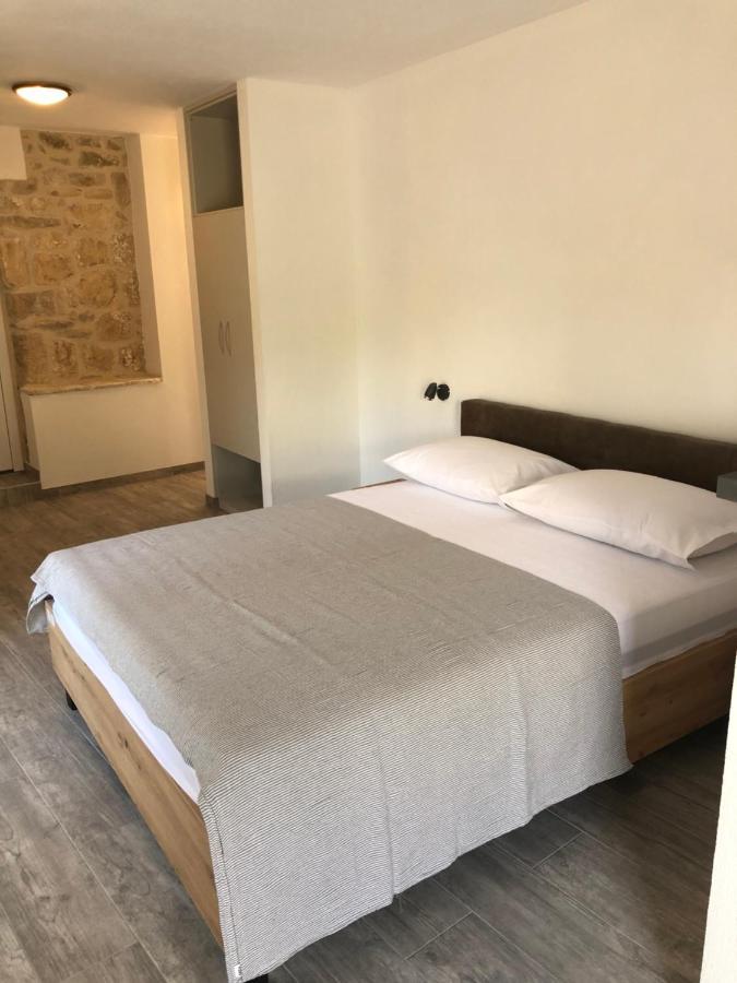 Old Town Apartment Tonka Hvar Town Exterior photo
